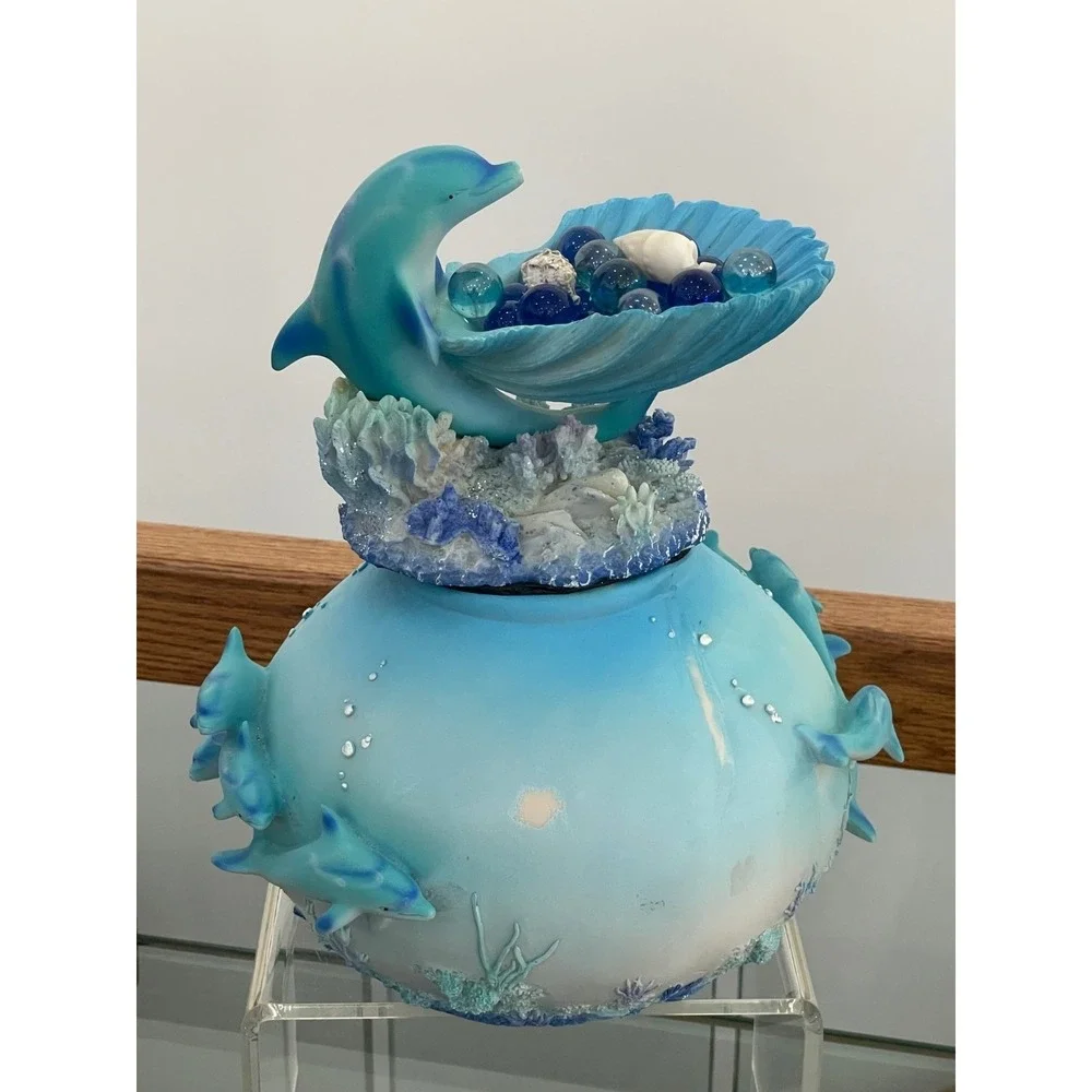 Dolphin Statue Water Shells Holder 3D dolphins 10